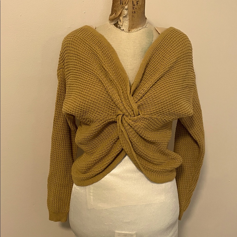 Moon & Madison Women's Beige Knit Sweater